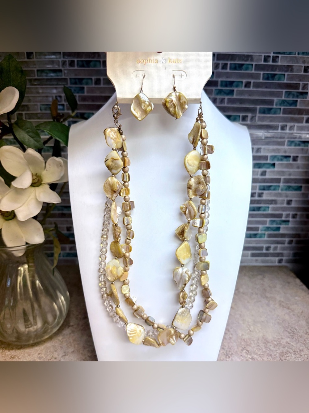 Sophia & Kate matching necklace and earrings jewelry set